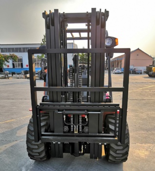 3 tons 3.5 tons 4WD terrain forklift