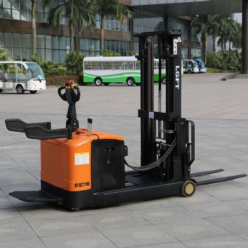 1.6 tons electric reach stacker